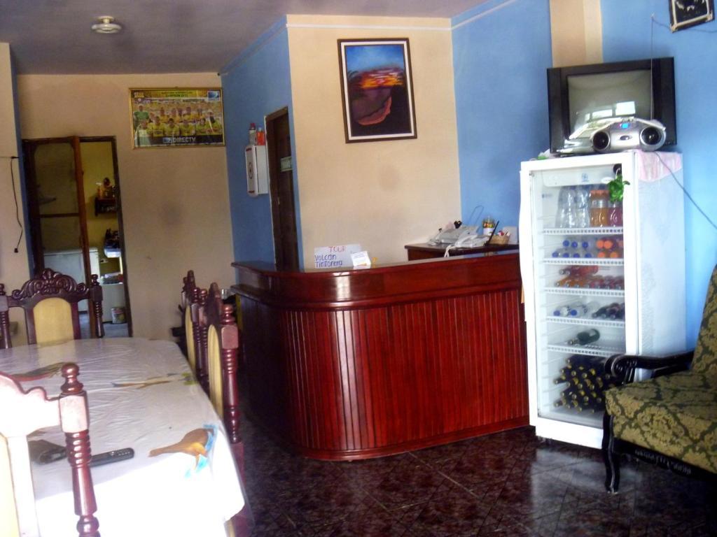 Hotel Casa Los Delfines Puerto Villamil Exterior foto